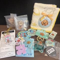 BTS グッズ まとめ売りのサムネイル