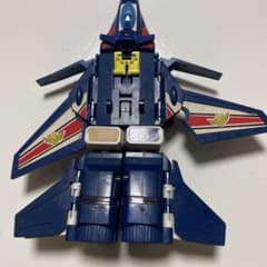 スカイマックス3体の内の一体戦隊ヒーロー 変形ロボット 戦闘機モデルのサムネイル