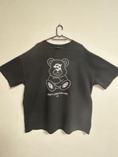 韓国ブランド「OY」のTシャツのサムネイル