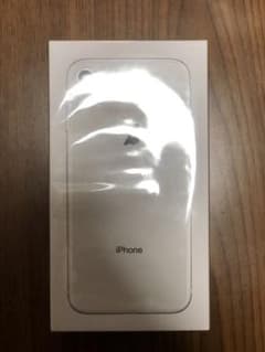 iPhone 8 新品未開封 64gbのサムネイル