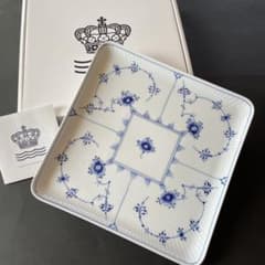 ロイヤルコペンハーゲン ブルーフルーテッド スクエア 角皿 新品 箱