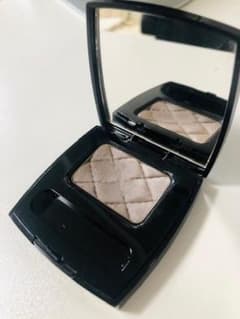 【CHANEL】パウダーアイシャドウ シャンパンベージュ #14のサムネイル