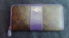COACH　長財布のサムネイル