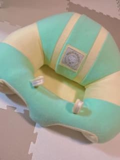 【Rii様専用】ハガブー　お座りクッションのサムネイル