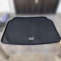 トヨタ ヤリスクロス ラゲッジマット中古のサムネイル