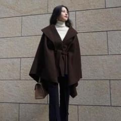 L'Or レギュラーヘム　ケープコート　ダークブラウン　かじまり　ウールコート m80819083444_1.jpg?1759241467