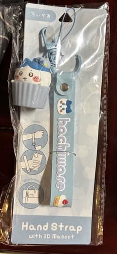 新品 、未使用ハチワレ ハンドストラップ 3Dマスコット付のサムネイル