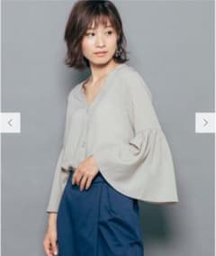 【未使用品】2wayフレアスリーブブラウスのサムネイル