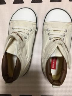 本日のみ値下げ　ミキハウス18㎝のサムネイル