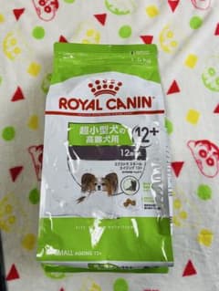 ROYAL CANINのサムネイル