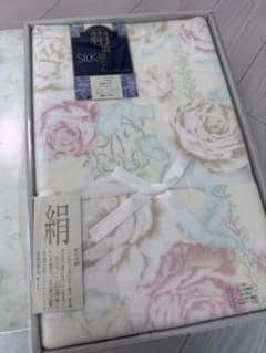 シルク混 花柄ブランケット 140×200cm シルク混 花柄ブランケット 140×200cm - メルカリ