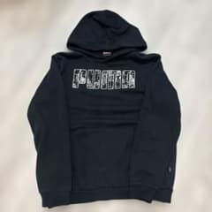 PUMA キッズ パーカー ブラック 150cmのサムネイル