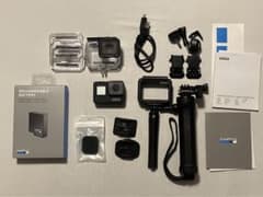 GoPro アクションカメラ 本体 付属品付きのサムネイル