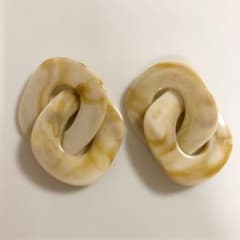 アクリルチェーン ピアス 大ぶりのサムネイル