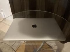 MacBook Airのサムネイル