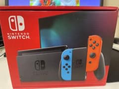 【美品】【未使用】Nintendo Switch 本体 青/赤 Joy-Conのサムネイル