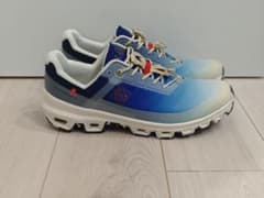 On Cloudventure LOEWE Gradient | Blue - メルカリ