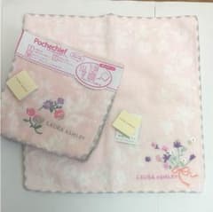 《えりざ様 専用》ローラアシュレイ《セット》ポシェチーフとタオルハンカチのサムネイル