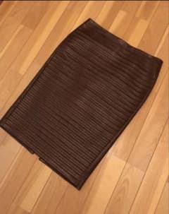 ブルネロクチネリ レザースカート ブルネロクチネリ レザースカート | Mercari