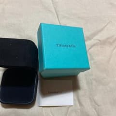 ティファニーリングケース　箱のサムネイル