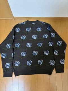 DISSPORA 花柄ニットセーター ダークブラウンのサムネイル