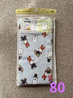 ☆新品未開封☆UNIQLOボディースーツのサムネイル