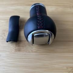 NDロードスター　純正ATシフトノブ 赤ステッチ NDロードスター 純正ATシフトノブ 赤ステッチ - メルカリ
