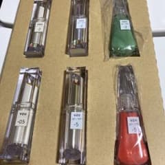 バラ売り可！uzu リップコレクションのサムネイル