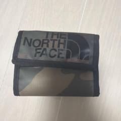 THE NORTH FACE 迷彩 二つ折り財布のサムネイル