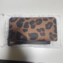 COACH 長財布 レオパード【美品】のサムネイル