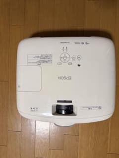EPSONプロジェクターET-TW6000 - メルカリ