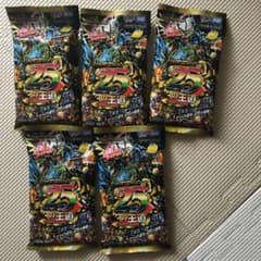 デュエルマスターズ 25周年記念 ドギラゴン超MOVIEデッキ 5個セット デュエルマスターズ 25周年記念 ドギラゴン超MOVIEデッキ 5個セット