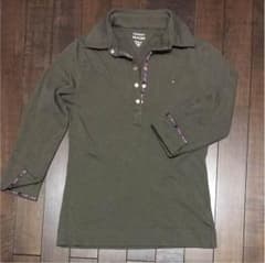 TOMMY HILFIGER   カーキ色カットソーのサムネイル