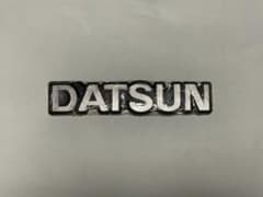 DATSUN エンブレムのサムネイル