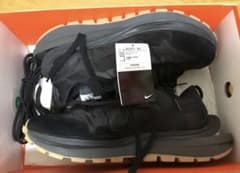 Nike sakaiのサムネイル