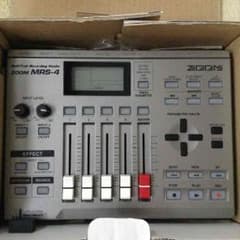 ズーム マルチトラック zooM MRS-4のサムネイル