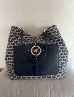 MICHAEL KORS マイケルコース ショルダーバッグ　値下げ交渉可能のサムネイル