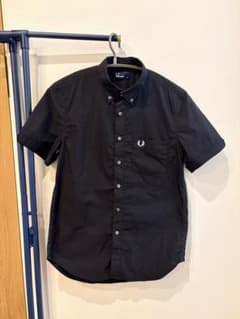 FRED PERRY フレッドペリー 半袖シャツ ブラック XS ボタンダウンのサムネイル