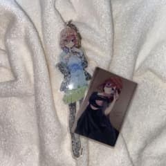 Thumbnail of 五等分の花嫁、中野三玖アクリルキーホルダーとホログラムカードセット