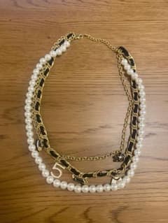 【美品/匿名配送】ネックレス パール ゴールド ブラック チャームのサムネイル