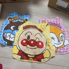 アンパンマン ばいきんまん どきんちゃん　ベスト 95(3枚セット)のサムネイル