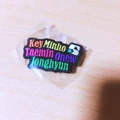 SHINee 2017年ツアーバッヂのサムネイル
