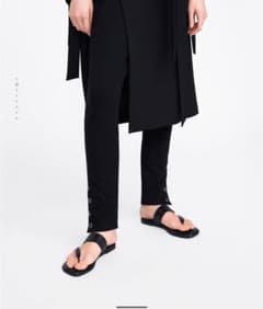 ZARAボタン付きレギンスのサムネイル