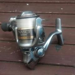 SHIMANO スピニングリールのサムネイル