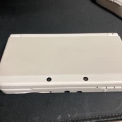 じ*ち様 Newニンテンドー3DS ホワイト 動作確認済のサムネイル