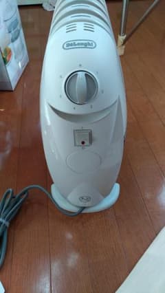 DeLonghi/デロンギ ミニオイルヒーター TRN0505JSのサムネイル
