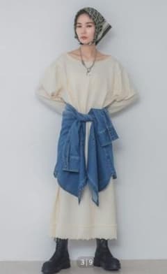 オフショルダー ロングワンピース クリームのサムネイル