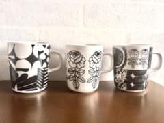 marimekkoマリメッコ/ヴィヒキルース＆イフデッサ60周年マグカップ