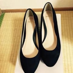 【牛丼様専用】黒 パンプスのサムネイル