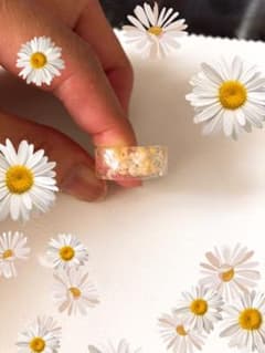 ハンドメイド　レジン　フラワーリングのサムネイル